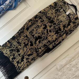 L'AGENCE Elegant Black and Gold Patterned Coverup